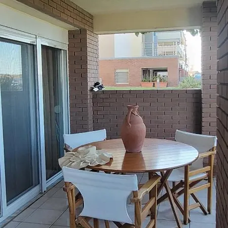 Apartament Evita Maisonette, Elegant Beachfront Apt, *