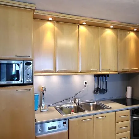 Evita Maisonette, Elegant Beachfront Apt, *